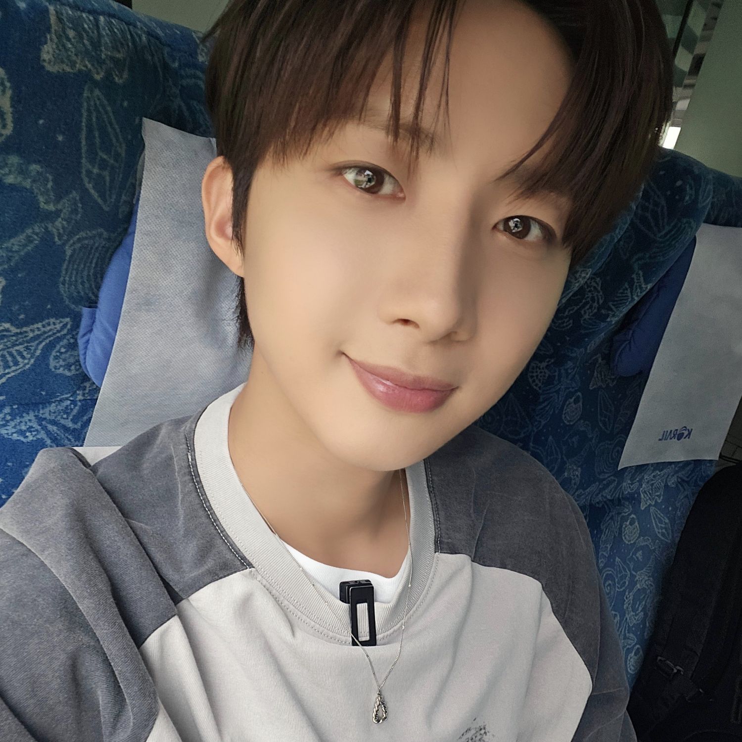 Recent activity shot of Hui (PENTAGON)