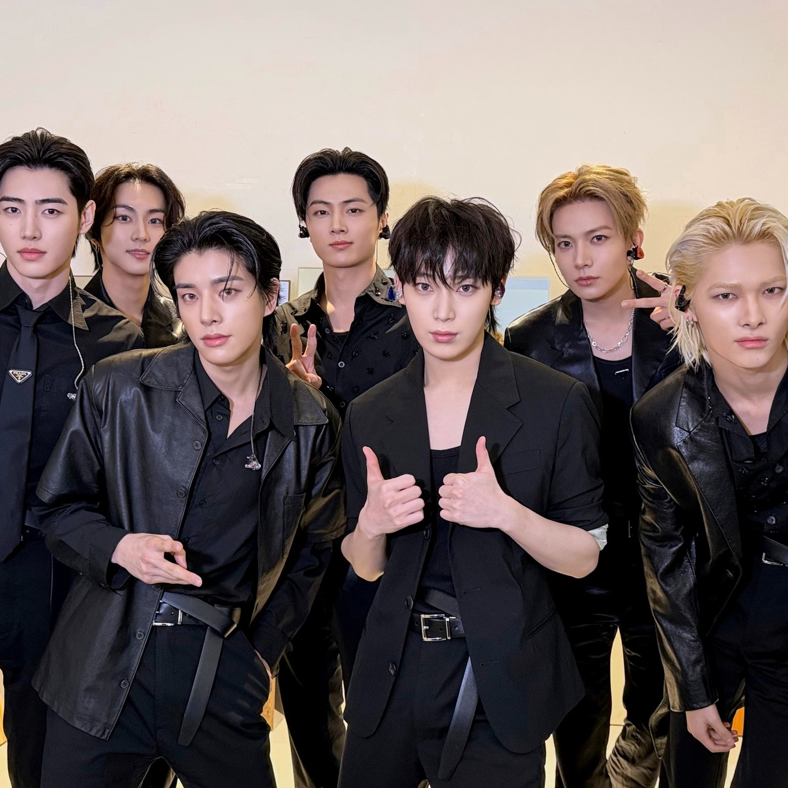 Foto aktivitas terbaru ENHYPEN