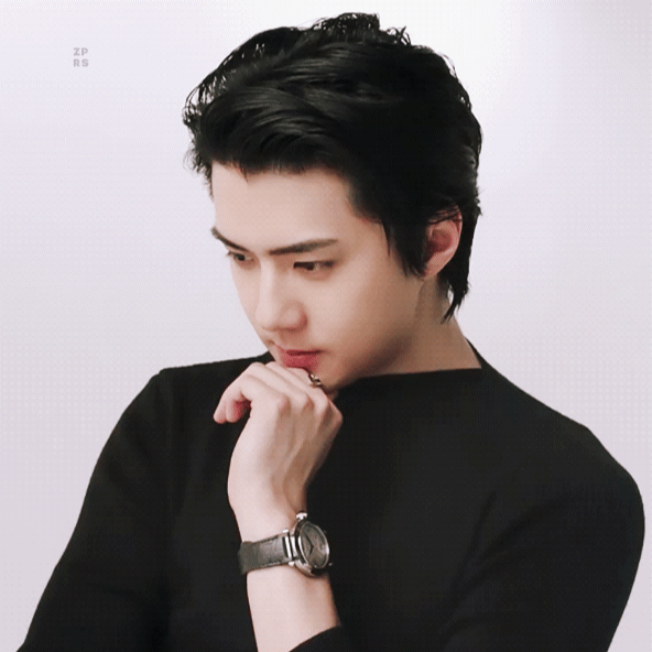 Foto aktivitas terbaru Sehun (EXO)