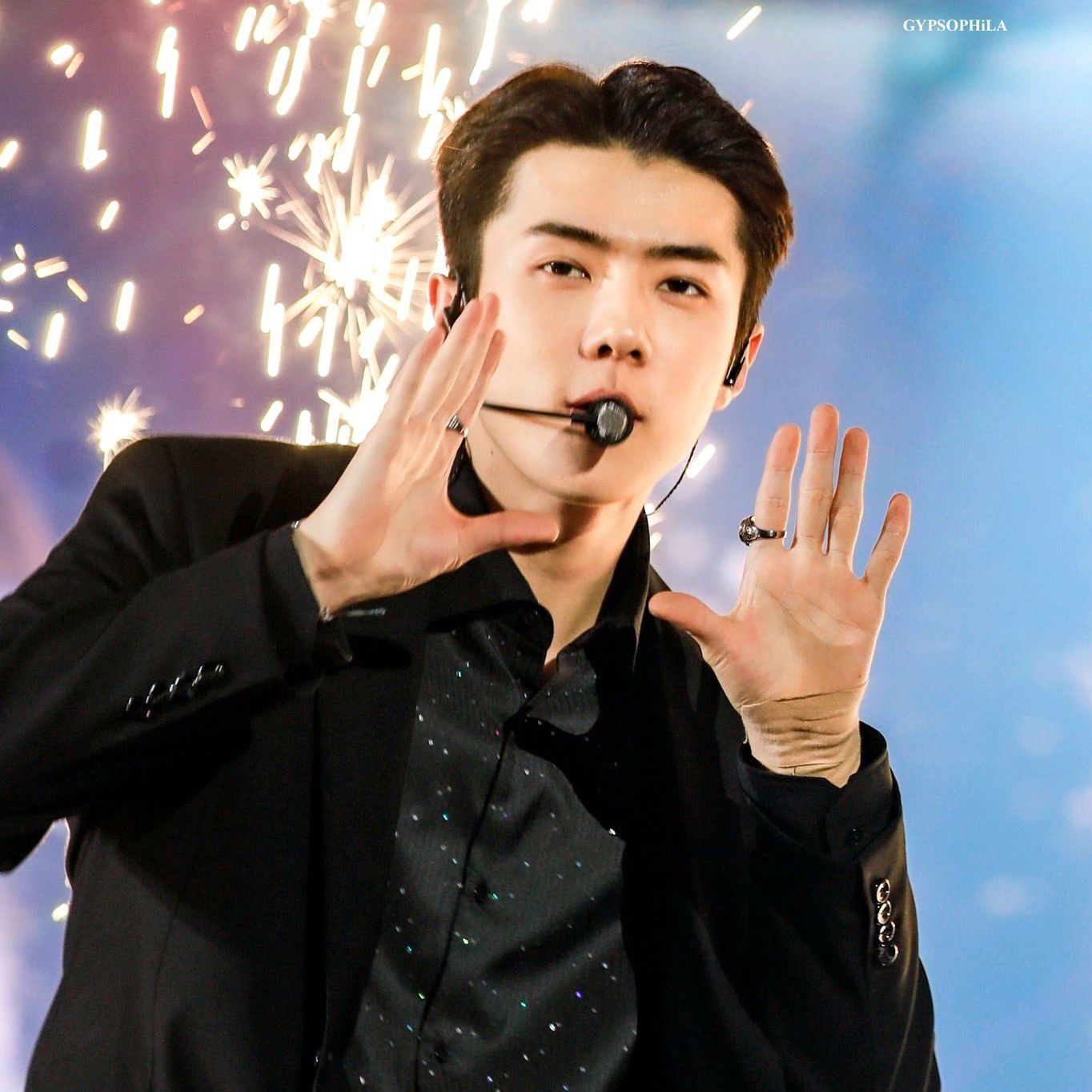 Behind-the-scenes cut of Sehun (EXO)