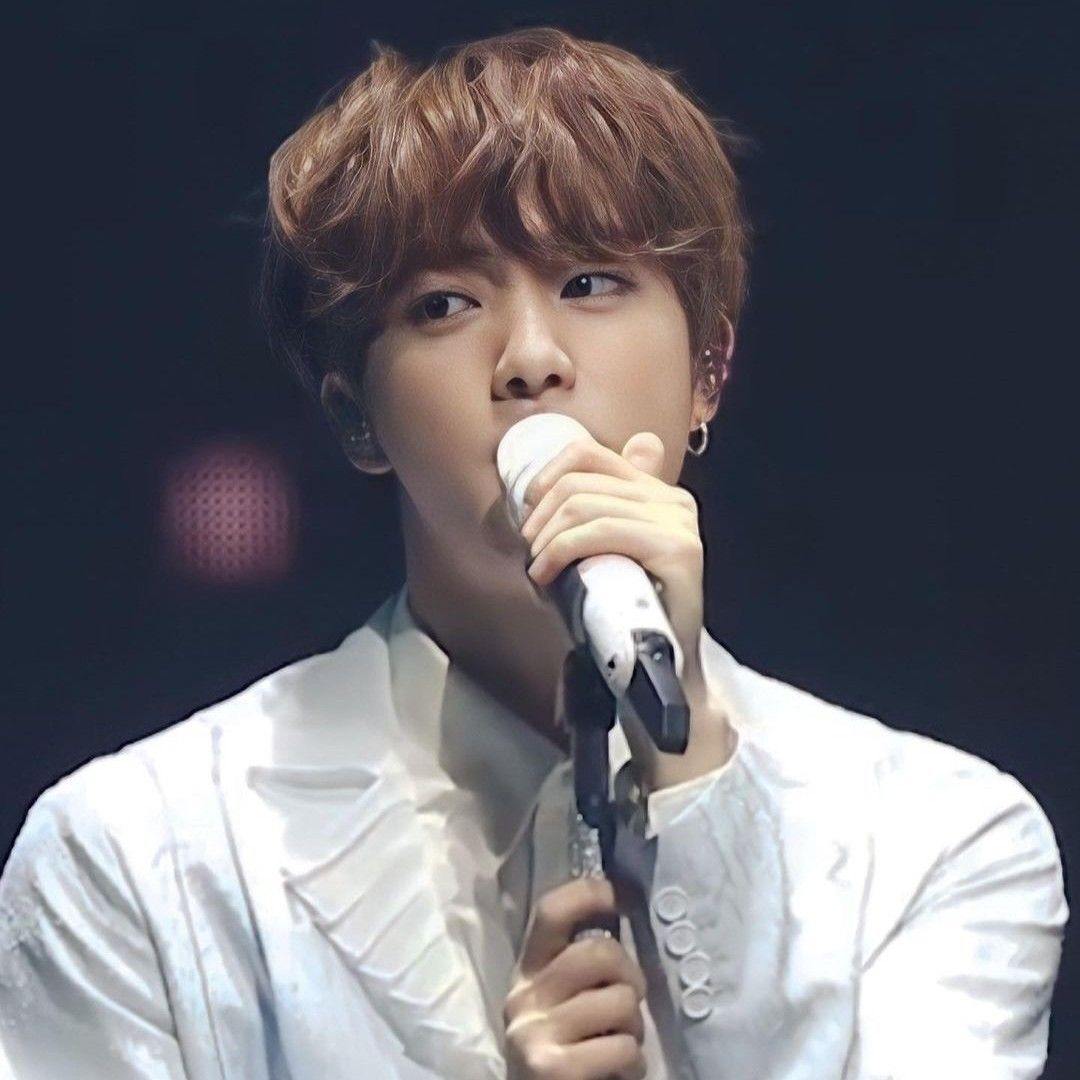 Latest photo of Jin (BTS)