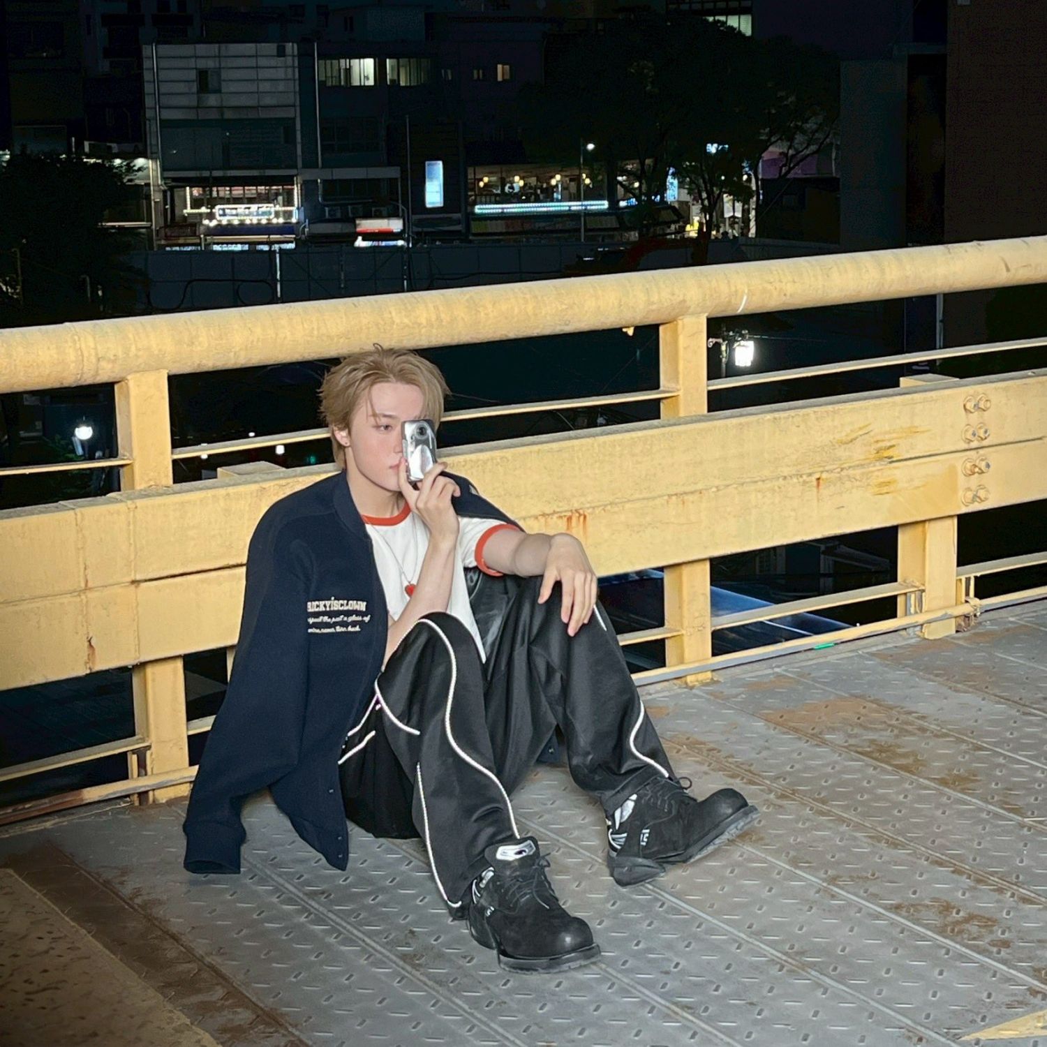 A moment captured by TREASURE's fan