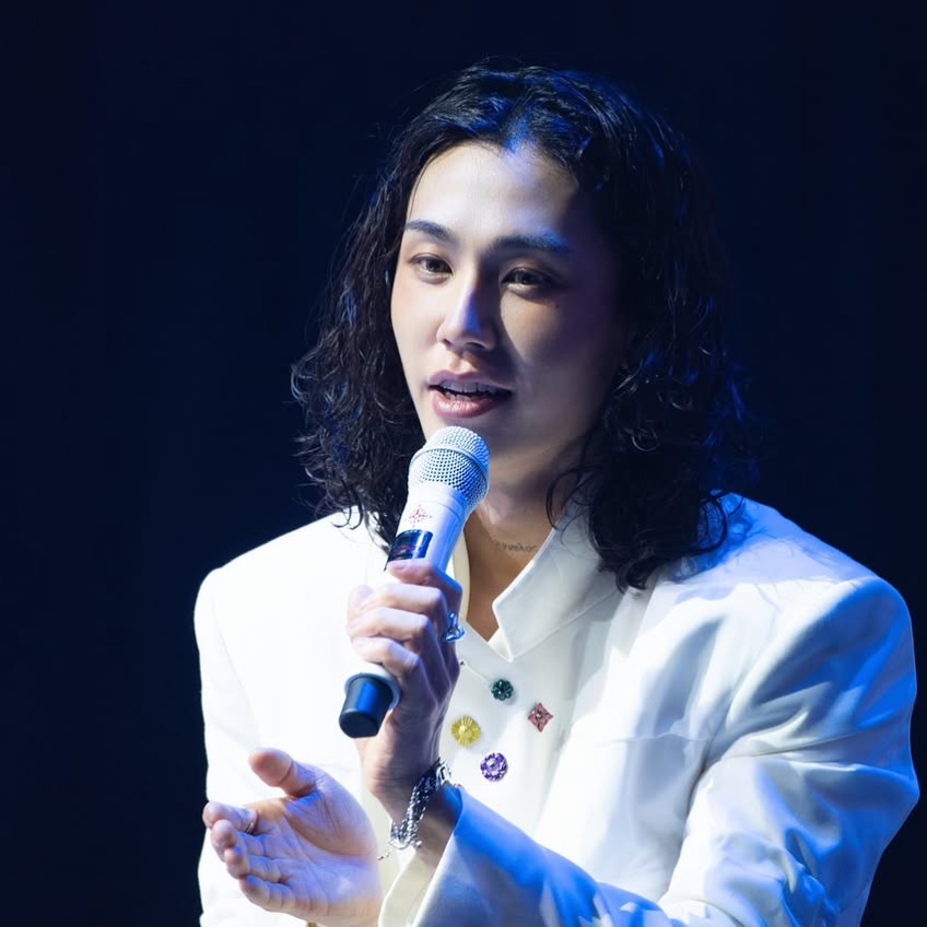 Behind-the-scenes cut of Jung Ilhoon