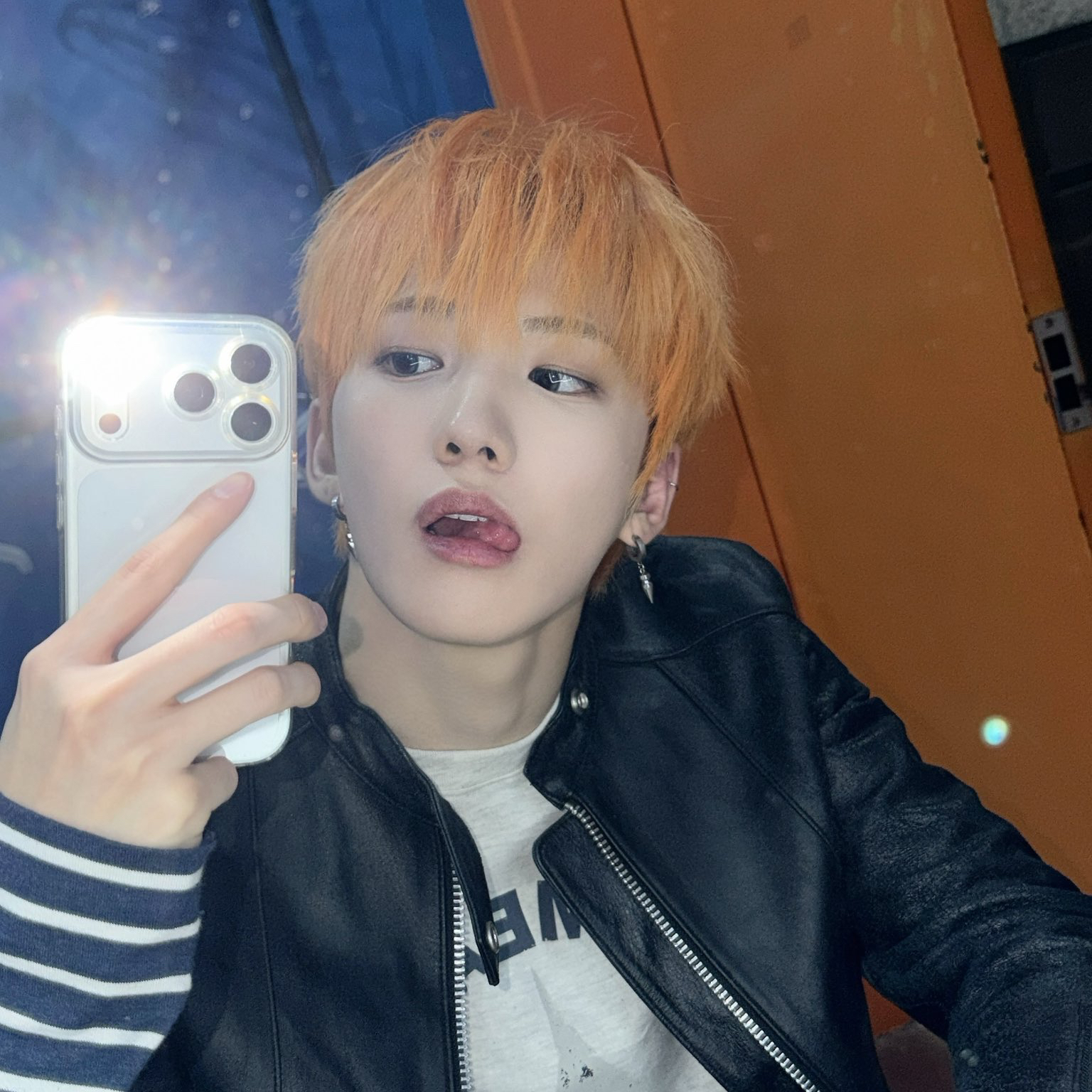 ミンジェ (Xikers)の舞台裏ショット