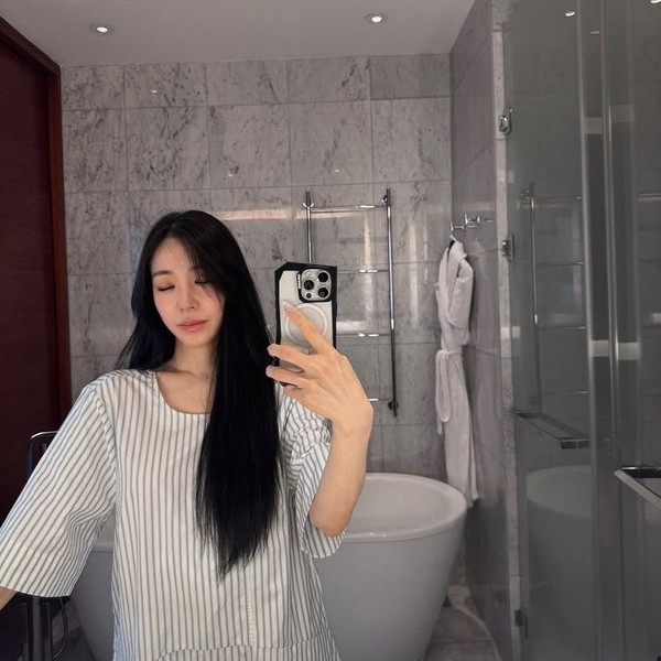 Popular profile image of Tiffany Young (Girls' Generation) selected by votes
