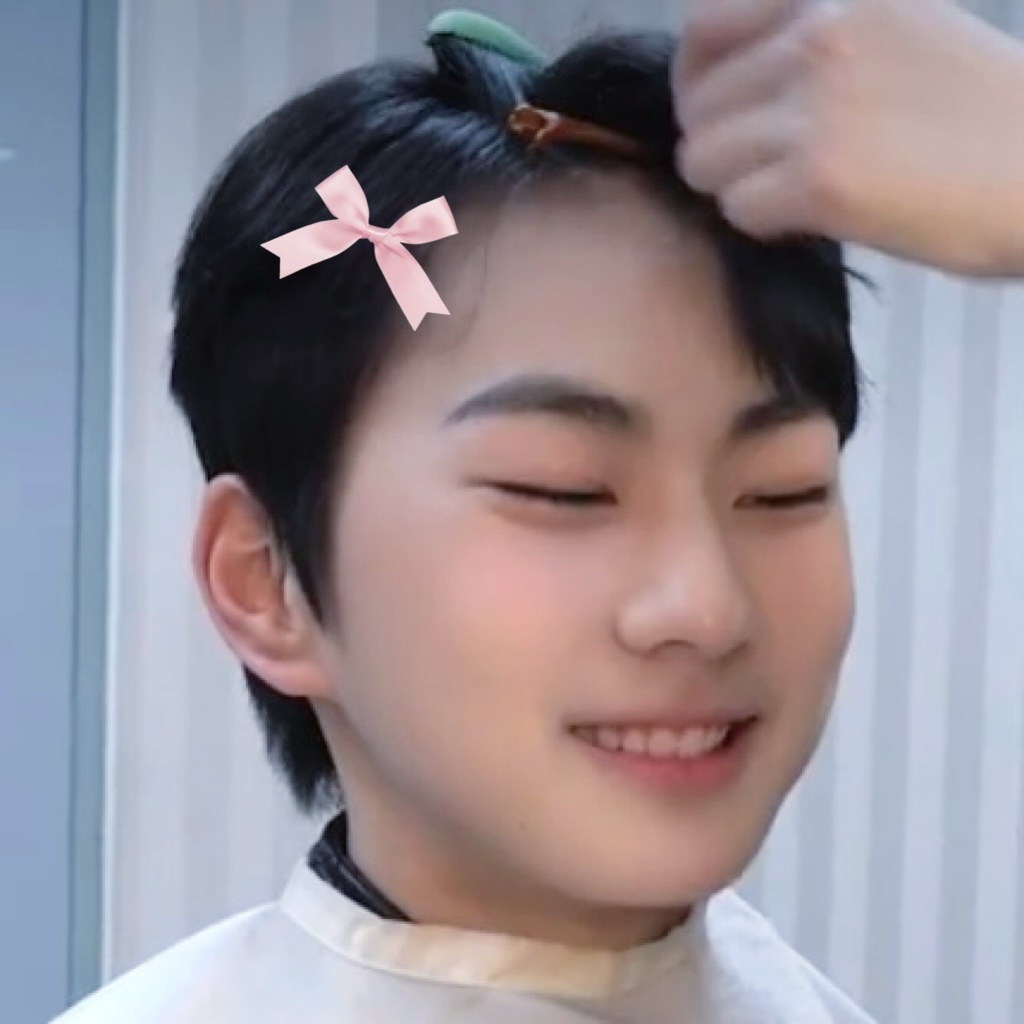Recent activity shot of Jungwon (ENHYPEN)