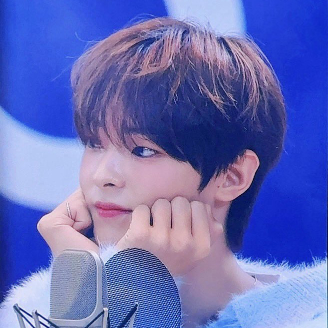 Behind-the-scenes cut of Kang Woojin