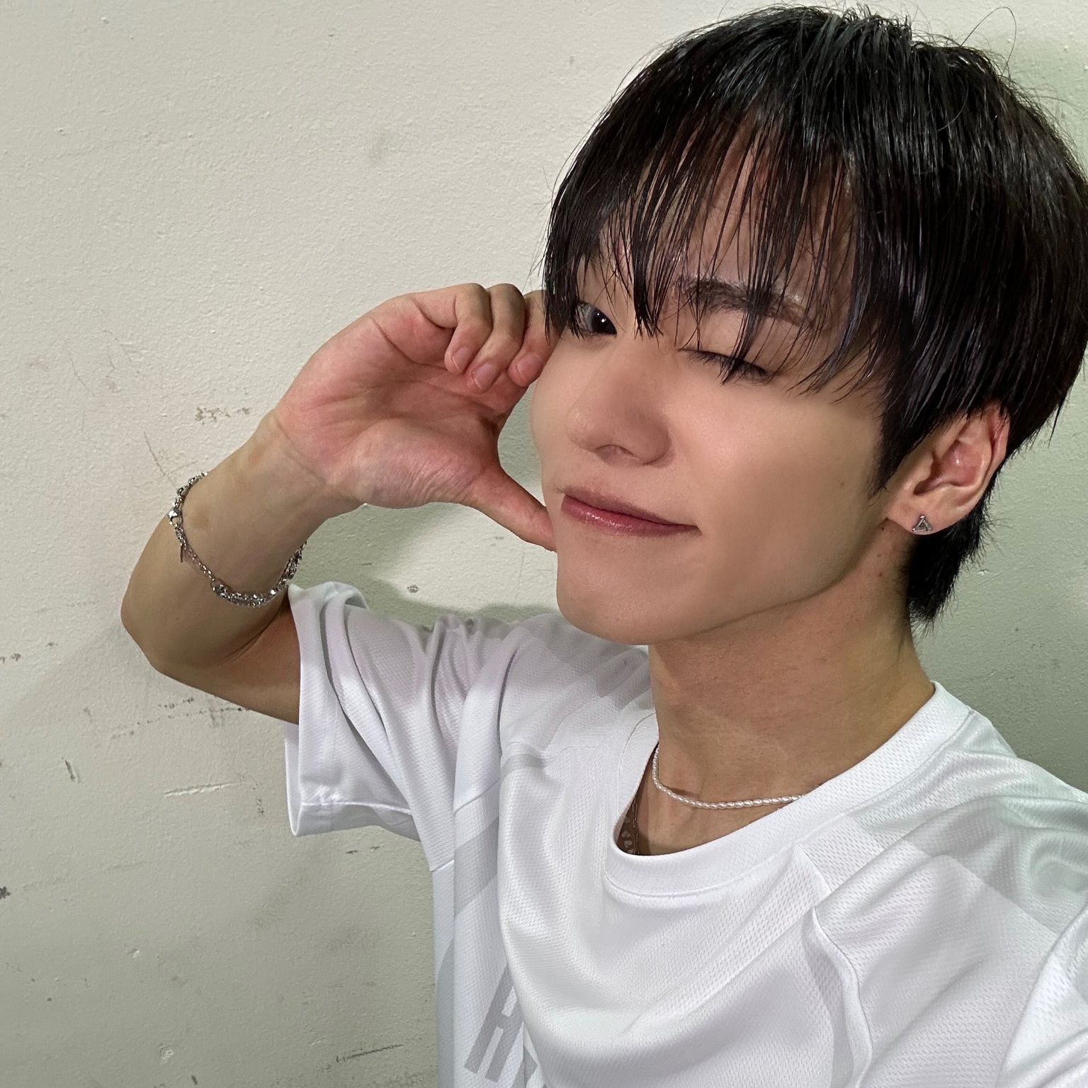 A moment captured by U (ONF)'s fan