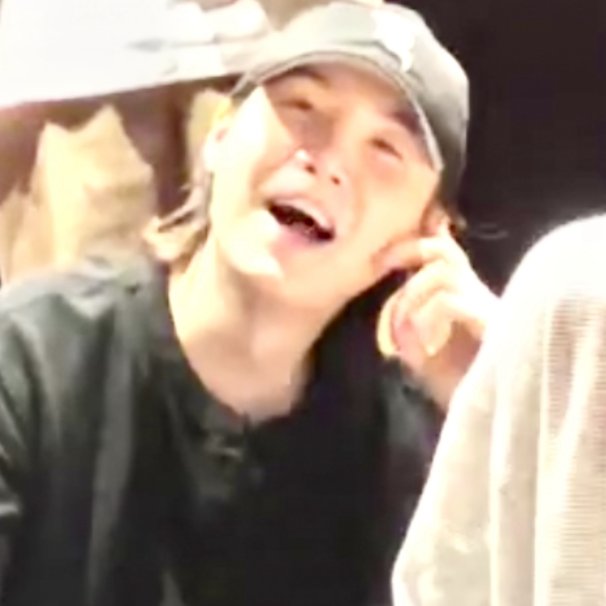 SUGA (防彈少年團)的幕後花絮