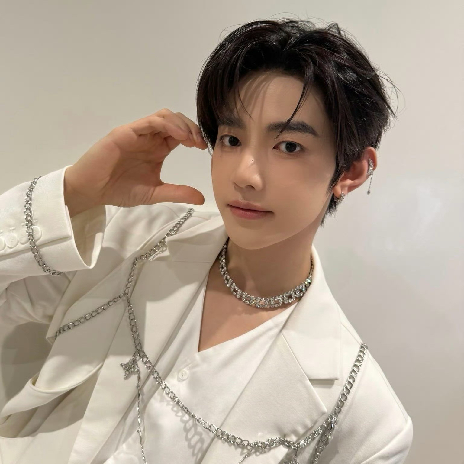 章昊 (ZEROBASEONE)粉絲拍下的瞬間