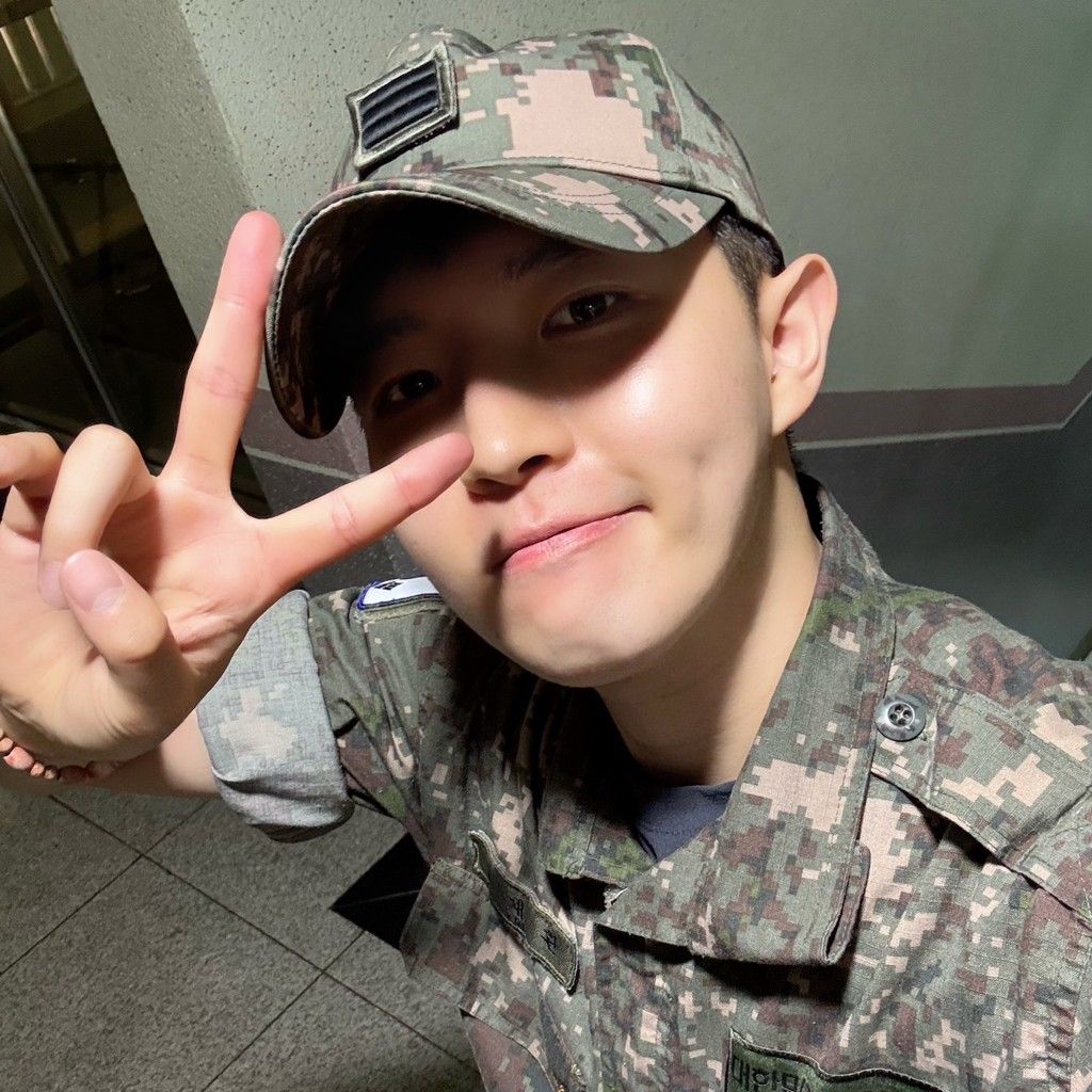 Recent activity shot of Kim Jaehwan