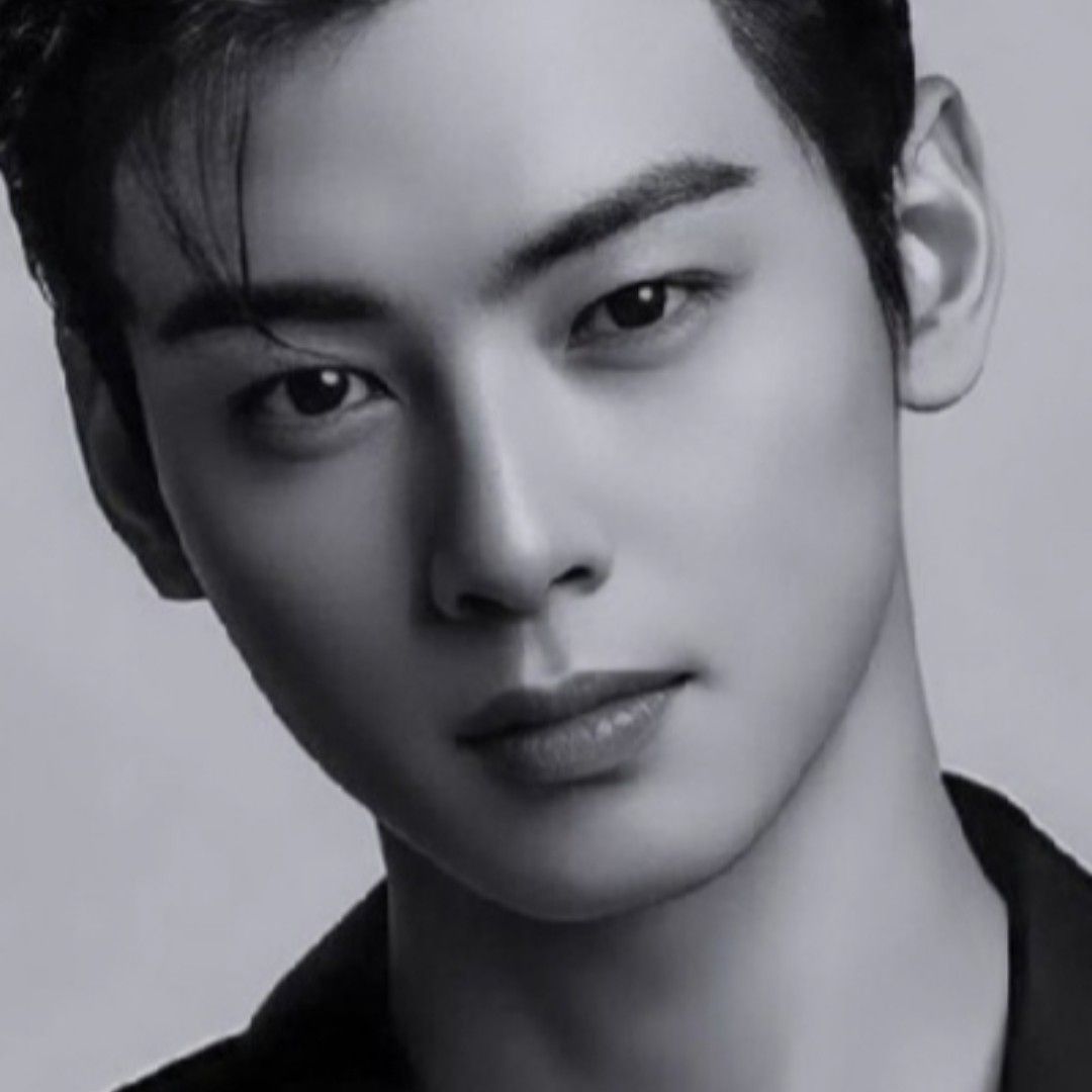 Recent activity shot of Eunwoo (ASTRO)