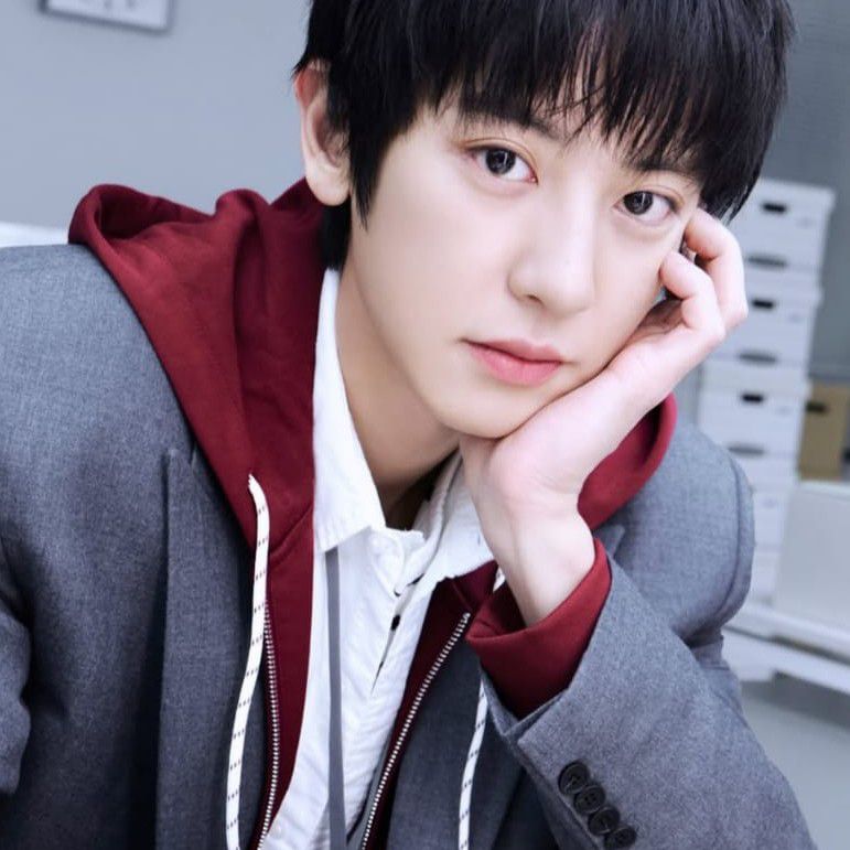 찬열 (EXO)의 최신 사진