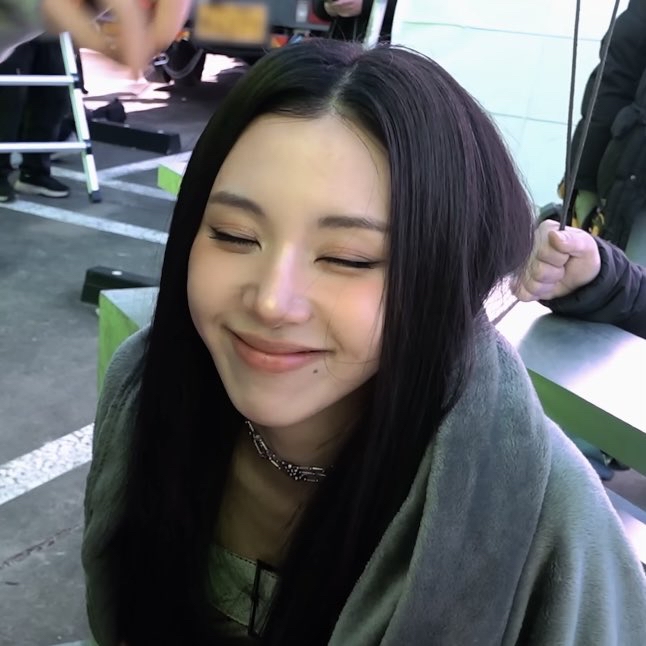 彩瑛 (TWICE)的最新照片