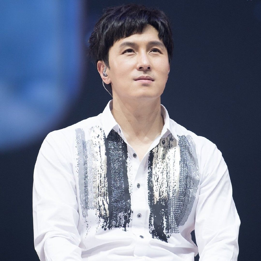 Recent activity shot of Kim Dongwan (SHINHWA)