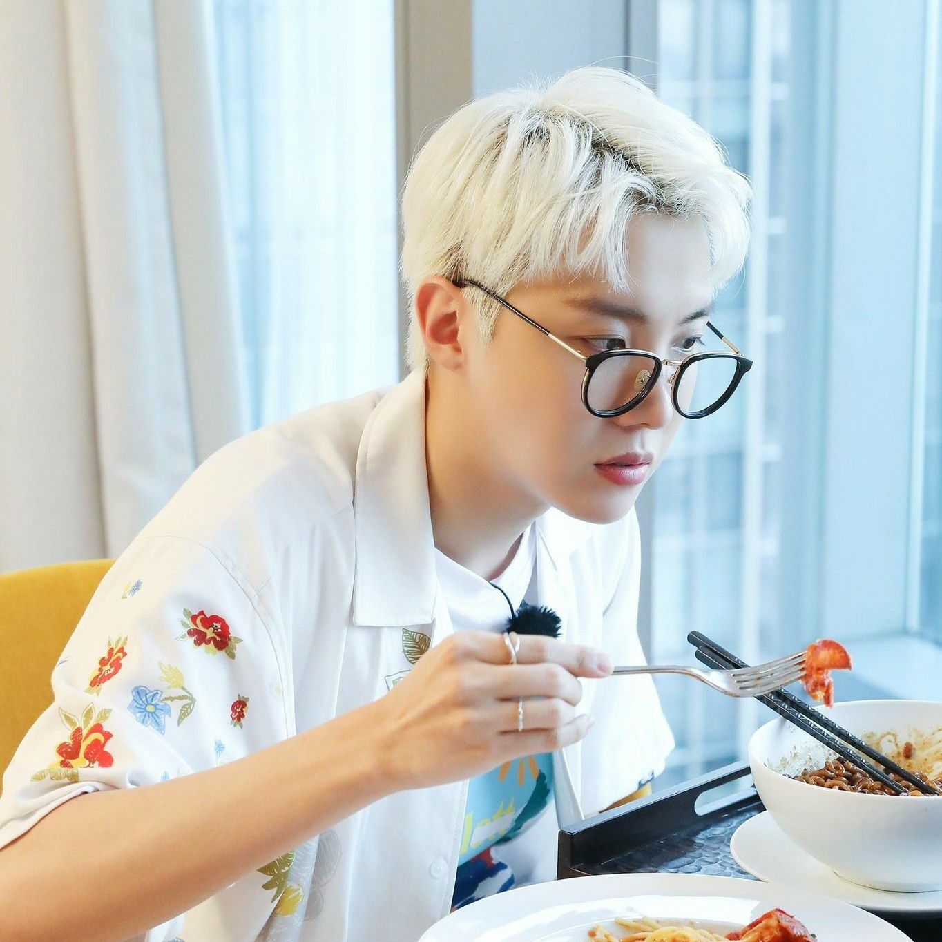 제이홉 (방탄소년단) 최근 활동샷