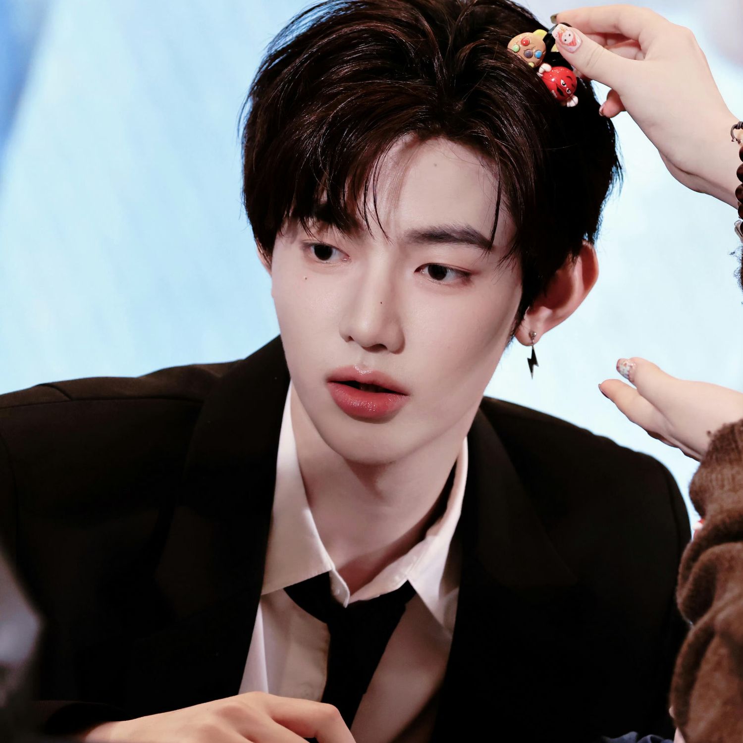 Behind-the-scenes cut of Zhang Hao (ZEROBASEONE)