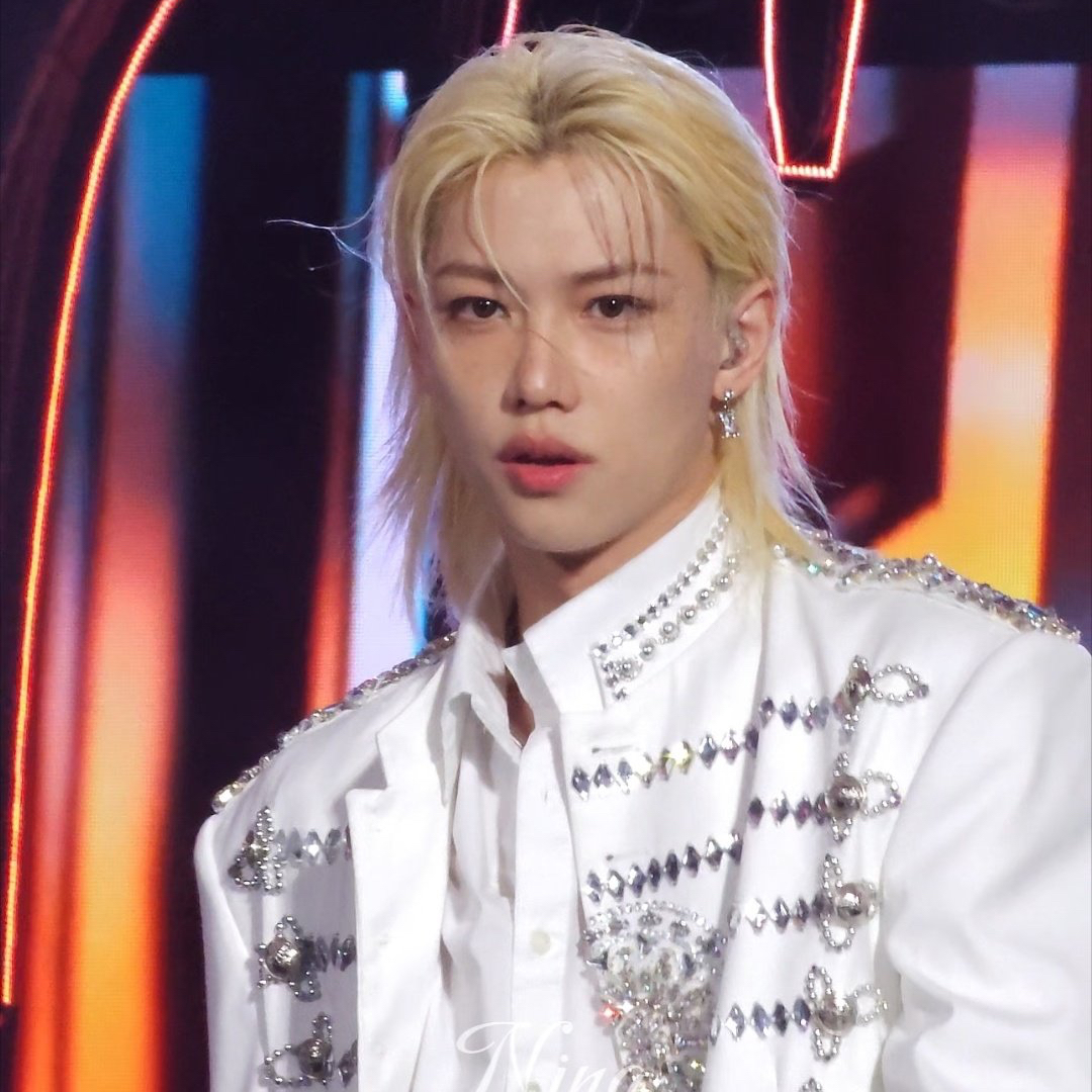 Felix (Stray Kids)的最新照片