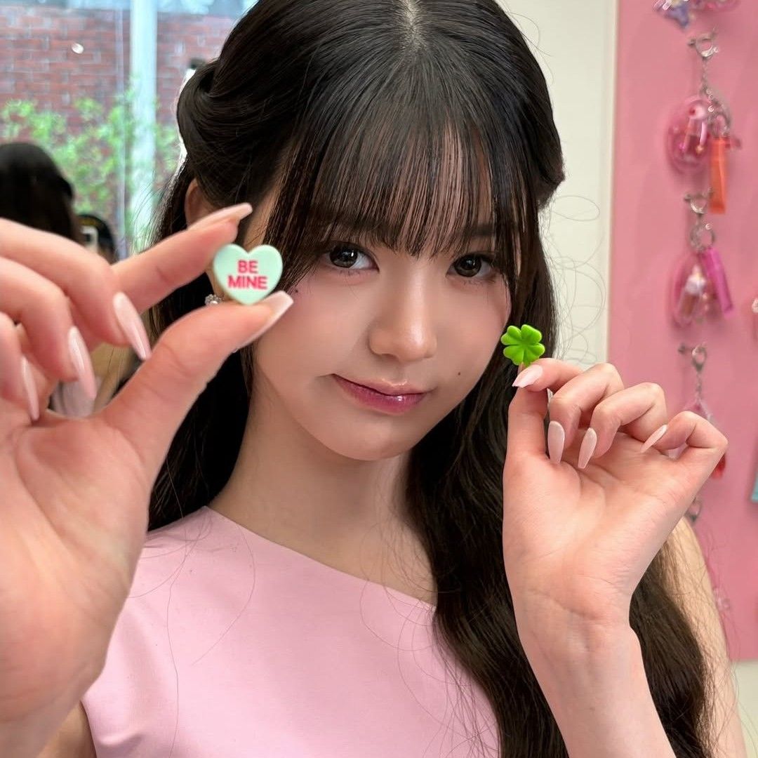 Behind-the-scenes cut of Jang Wonyoung (IVE)