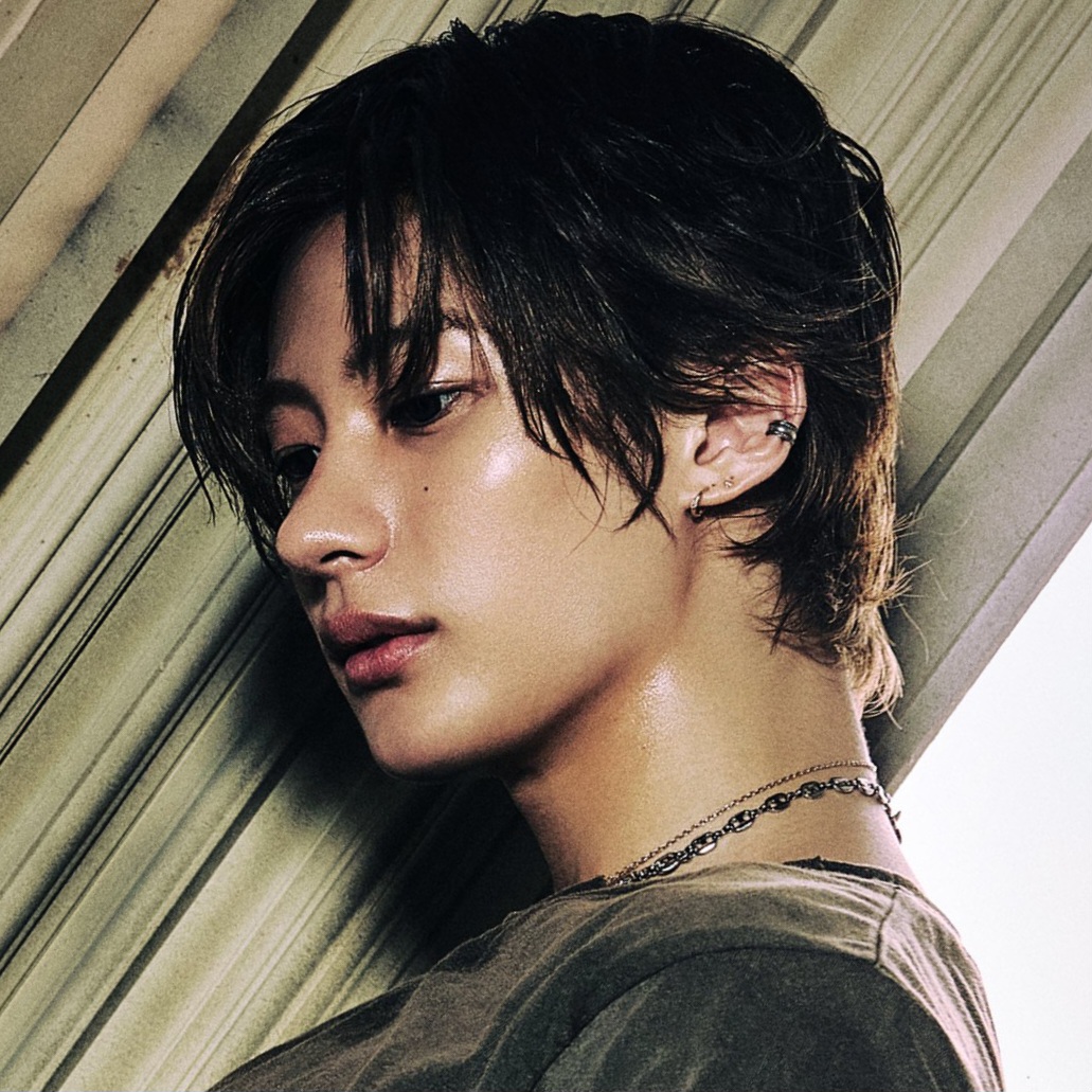 Recent activity shot of Anton (RIIZE)