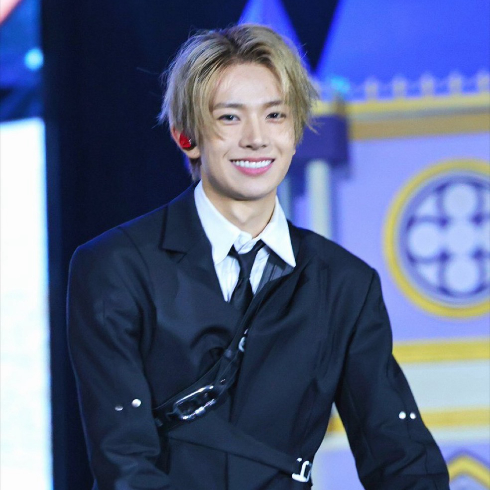 Latest photo of Heeseung (ENHYPEN)