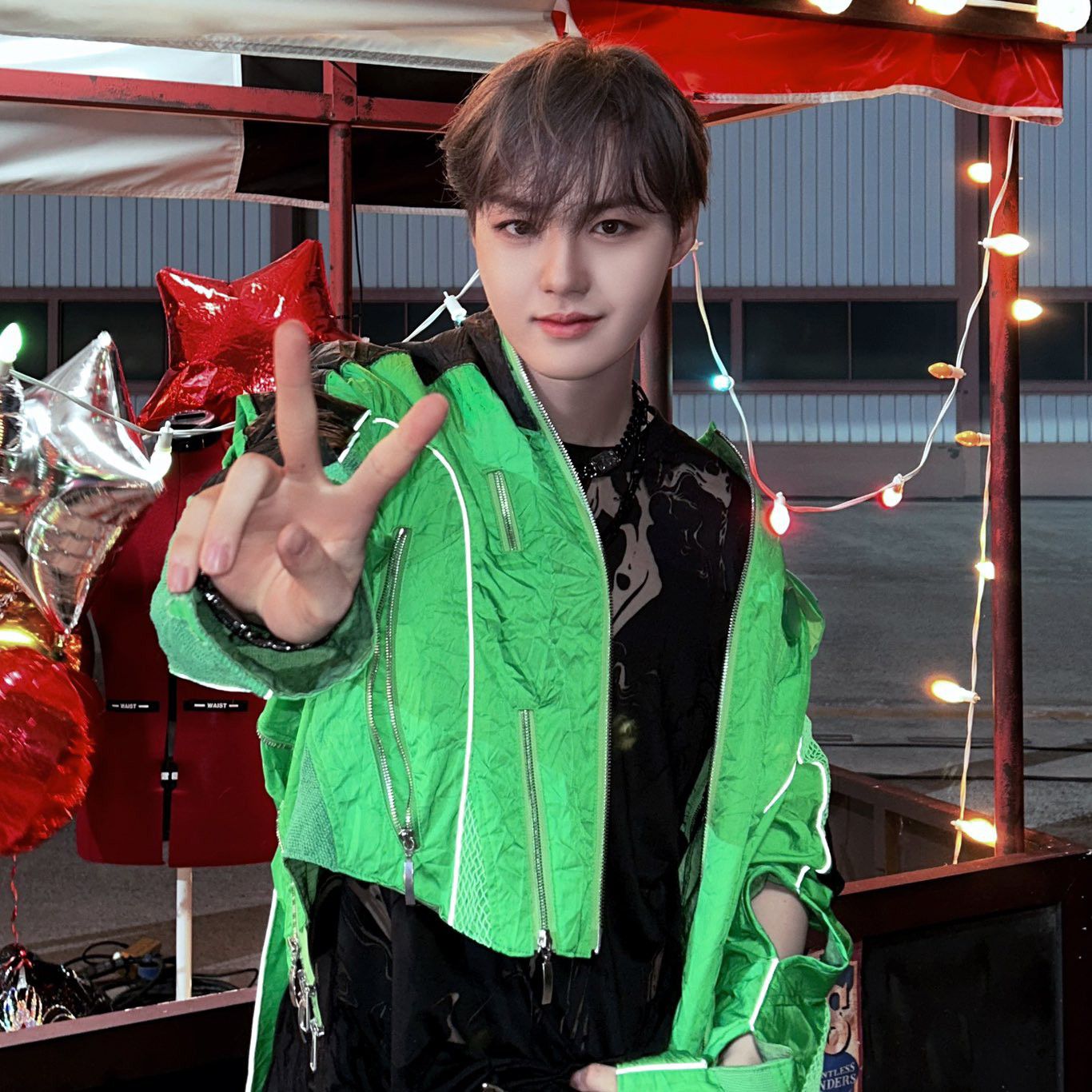 Recent activity shot of Doyoung (TREASURE)