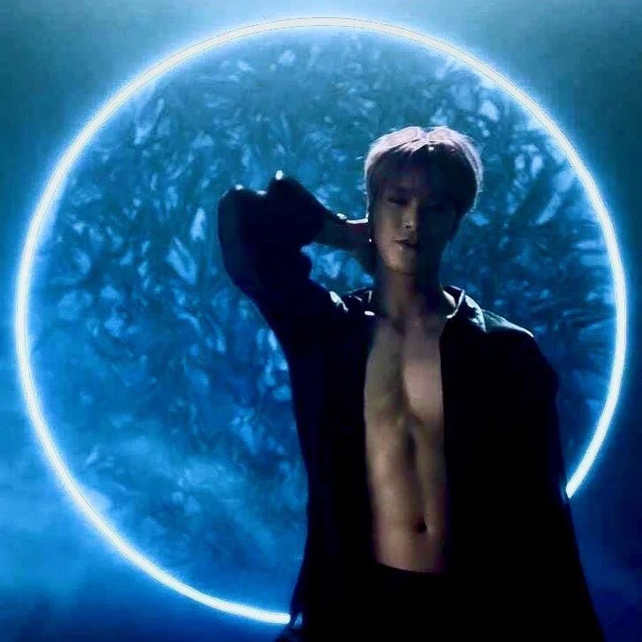 A moment captured by Moonbin (ASTRO)'s fan