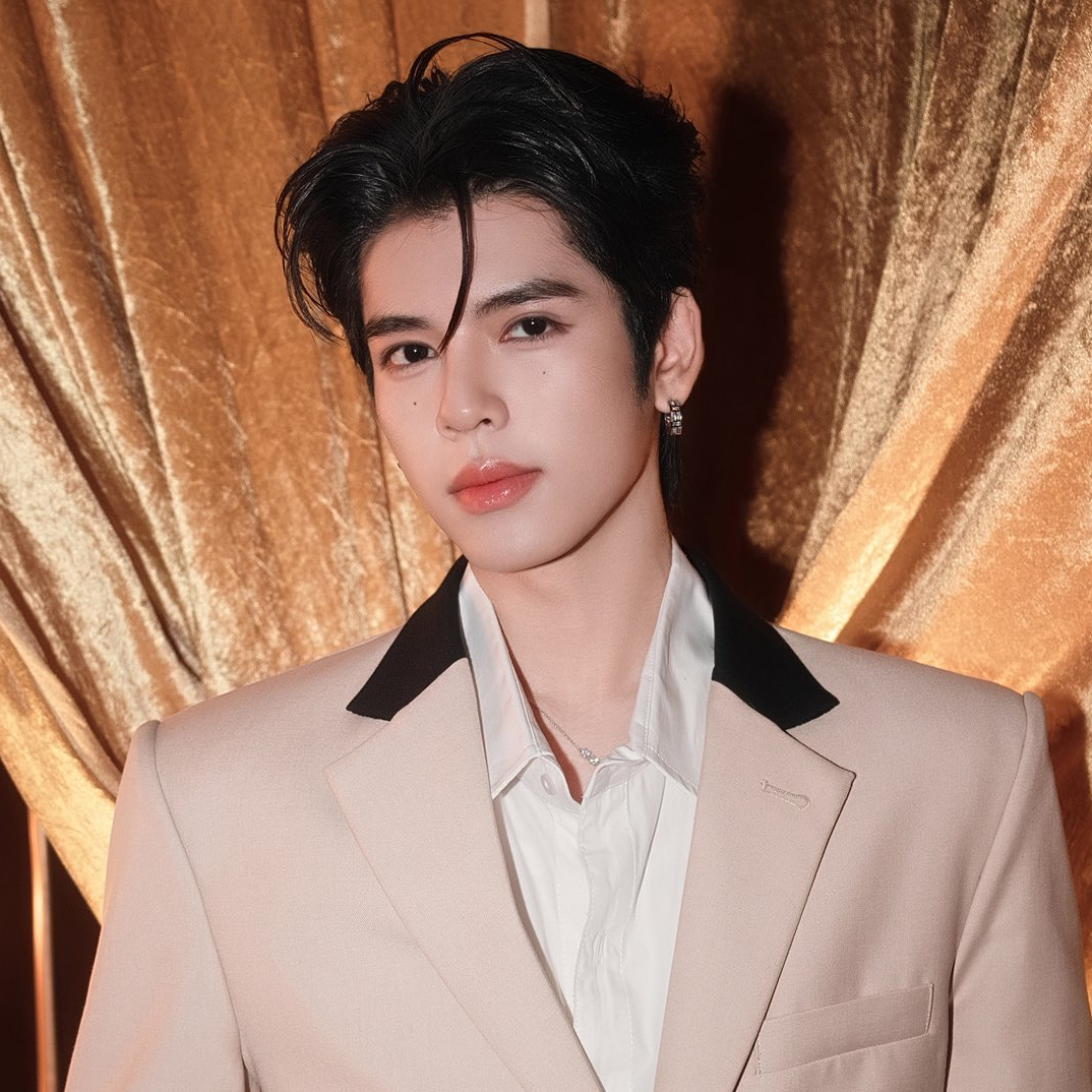 Behind-the-scenes cut of DORN (NexT1DE)