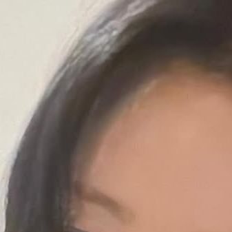 A moment captured by Yves's fan