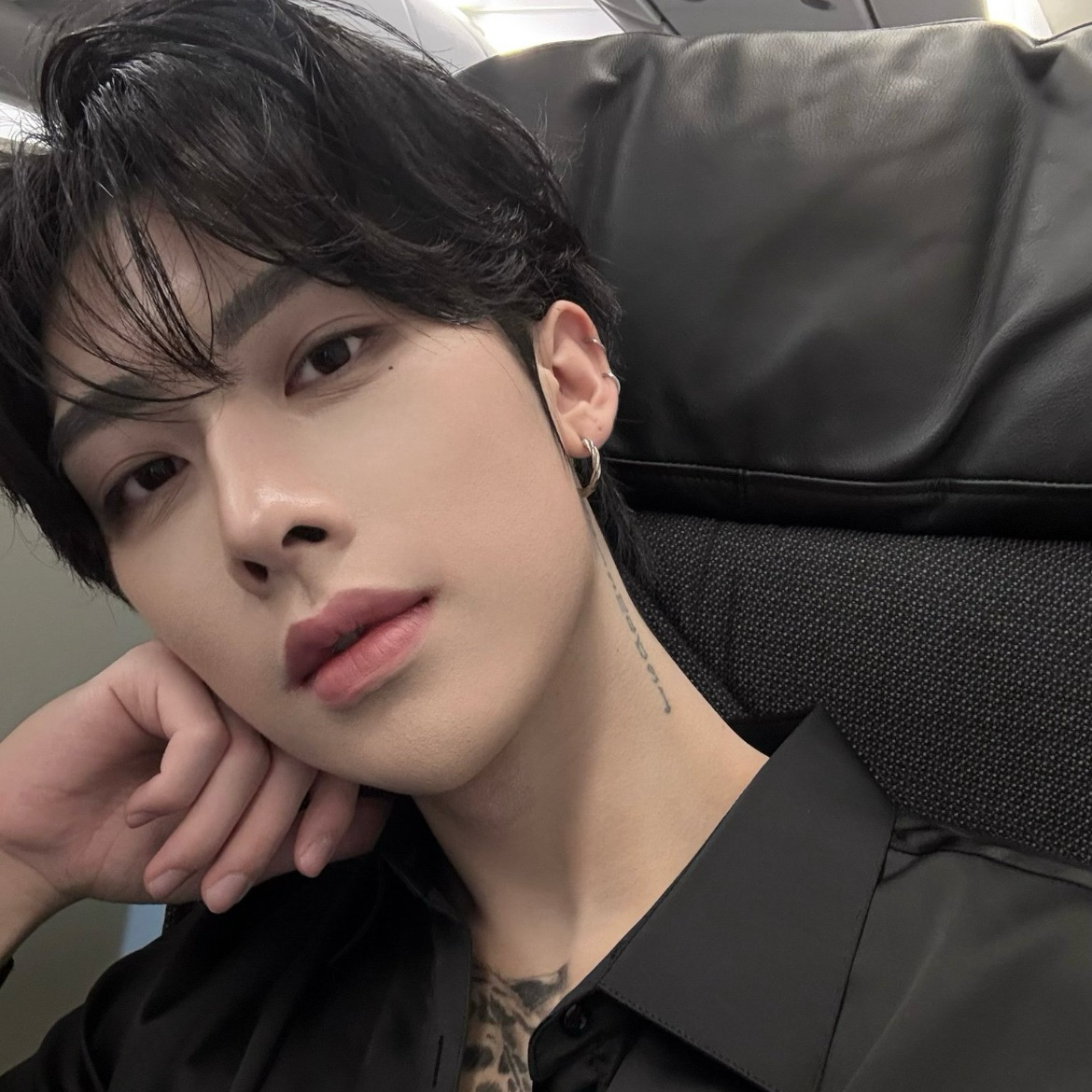 Ricky (ZEROBASEONE)的幕後花絮