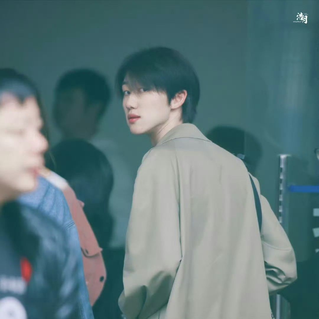 Recent activity shot of The 8 (SEVENTEEN)