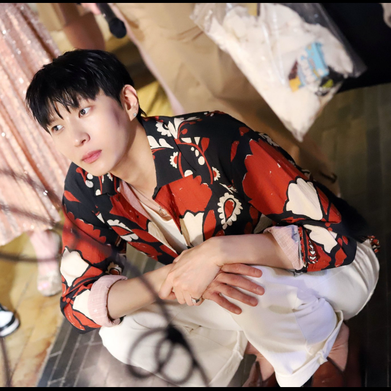 Recent activity shot of LEO (VIXX)