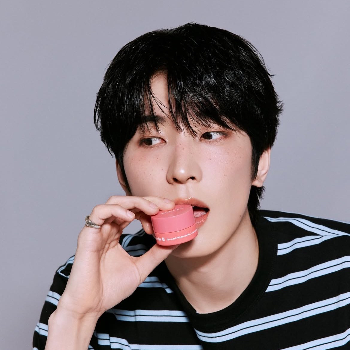 Behind-the-scenes cut of Wonwoo (SEVENTEEN)
