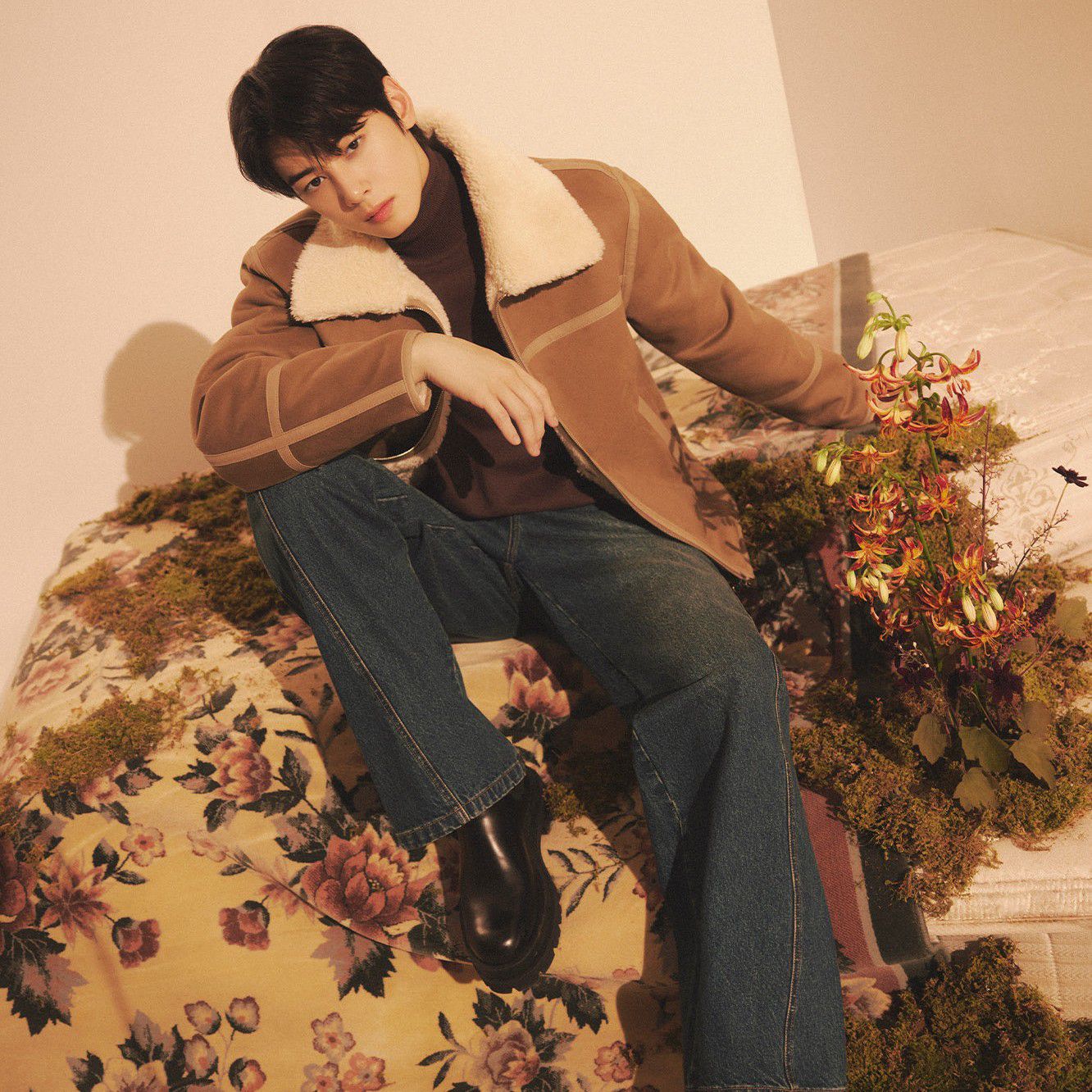 Recent activity shot of Eunwoo (ASTRO)