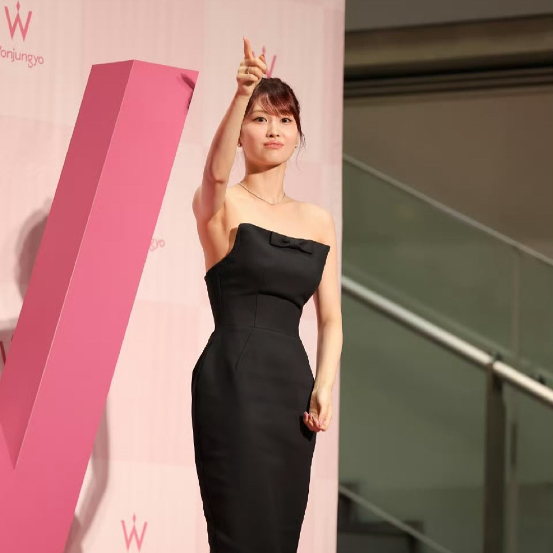 モモ (TWICE)の最近の活動写真