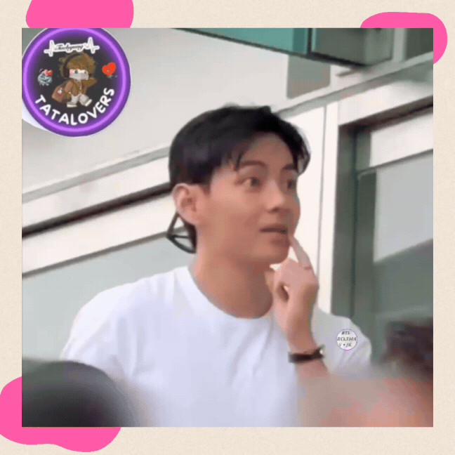 A moment captured by V (BTS)'s fan