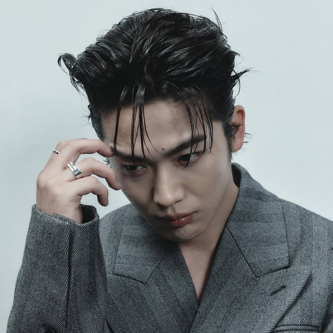 A moment captured by Kim Yohan (WEi)'s fan