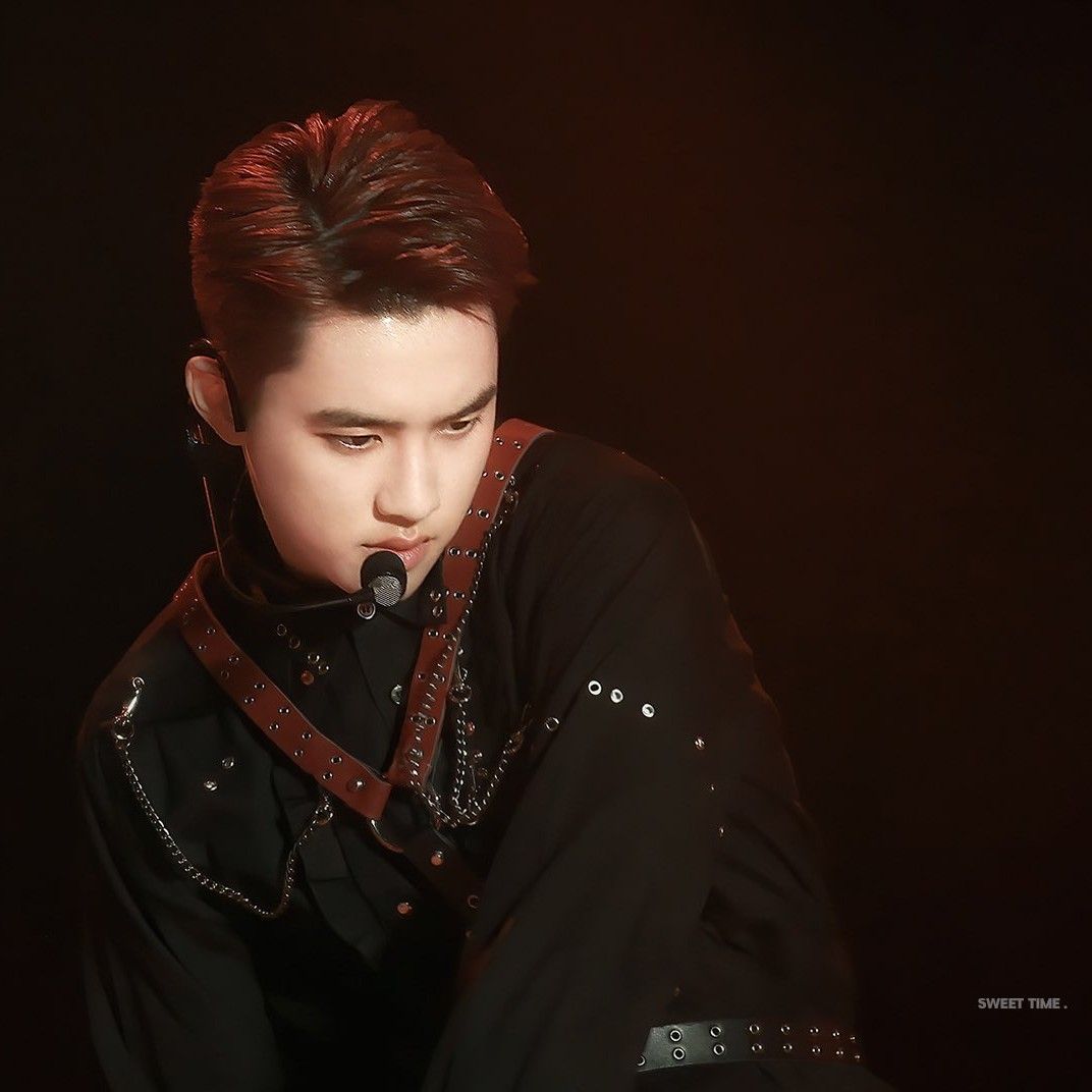 A moment captured by D.O. (EXO)'s fan