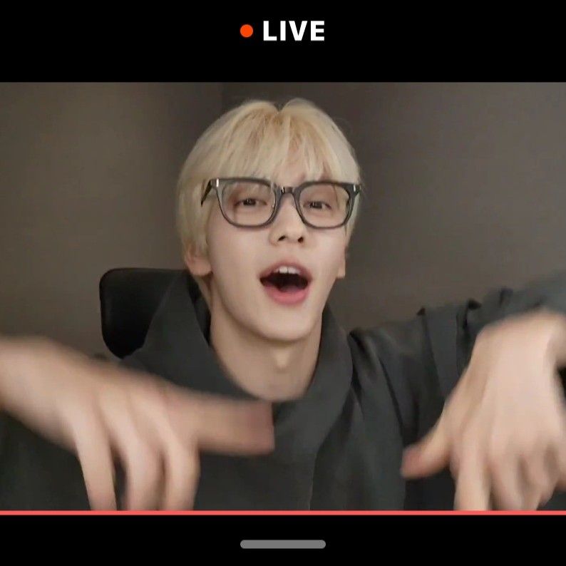 Latest photo of Soobin (TOMORROW X TOGETHER)