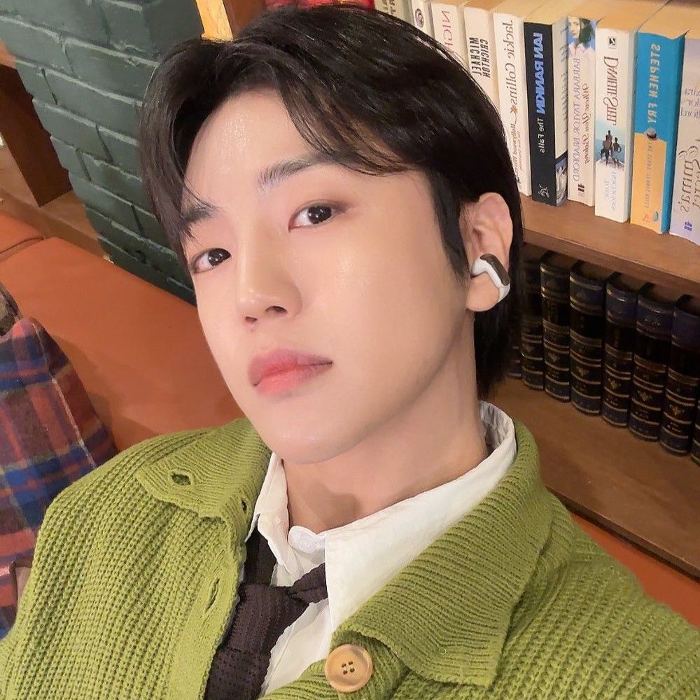 Recent activity shot of Donghun (A.C.E)