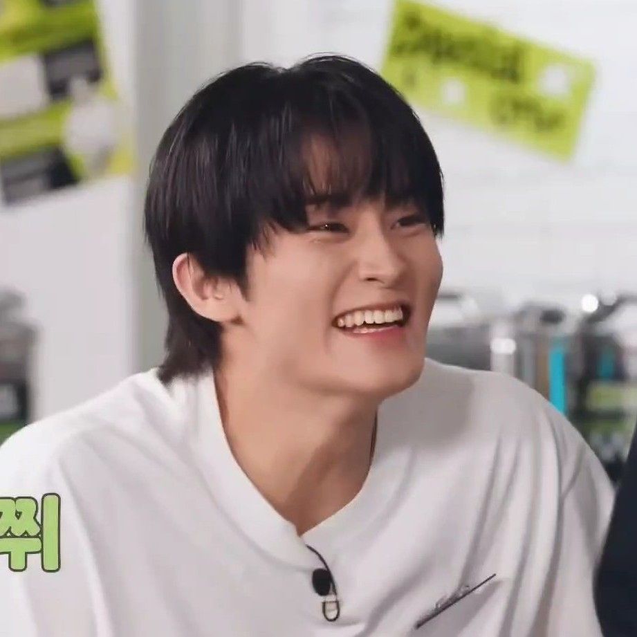 Latest photo of Mark (NCT 127, NCT DREAM)