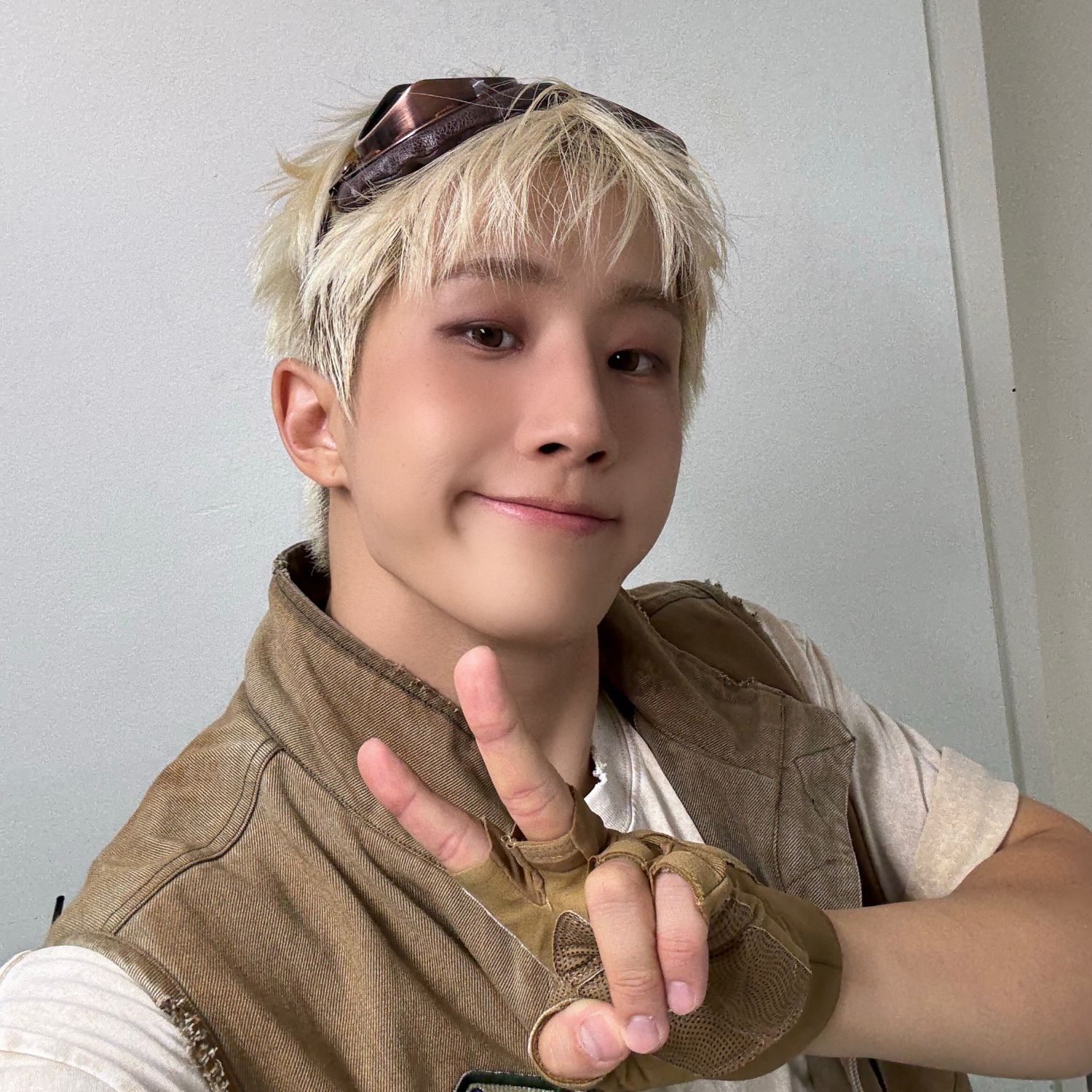 Latest photo of Jinjin (ASTRO)