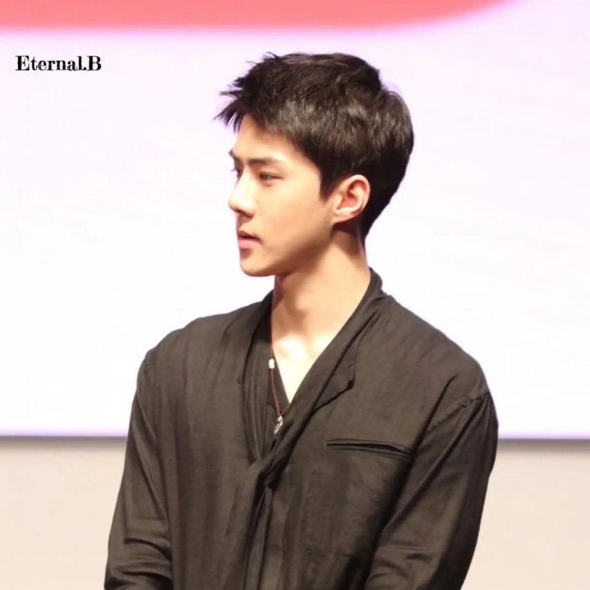 세훈 (EXO)의 최신 사진