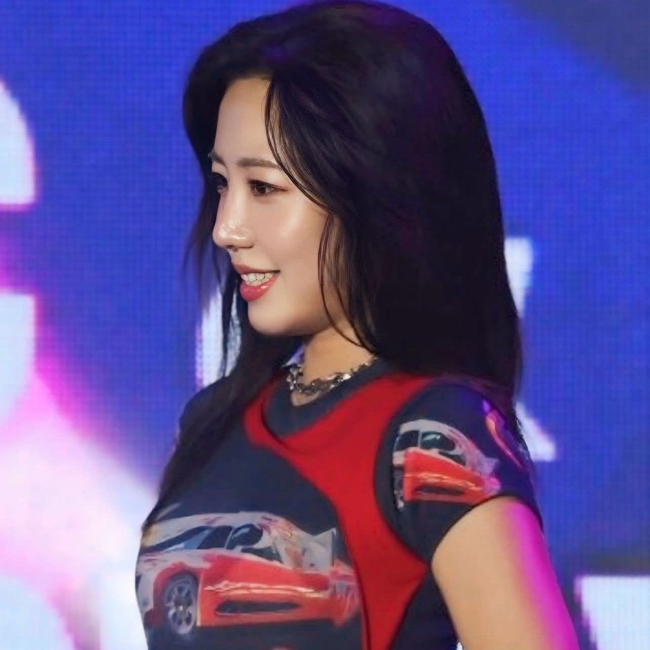 A moment captured by Kim Namjoo (Apink)'s fan