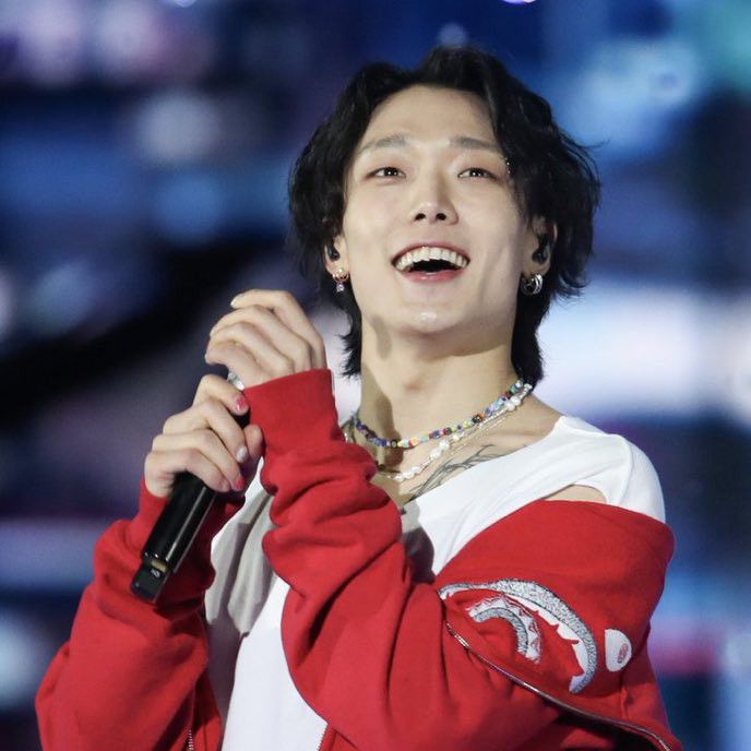 Latest photo of BOBBY (iKON)