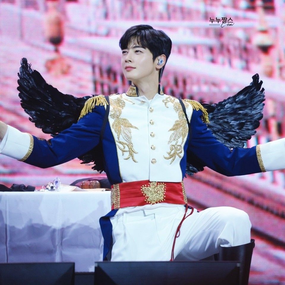 Latest photo of Eunwoo (ASTRO)