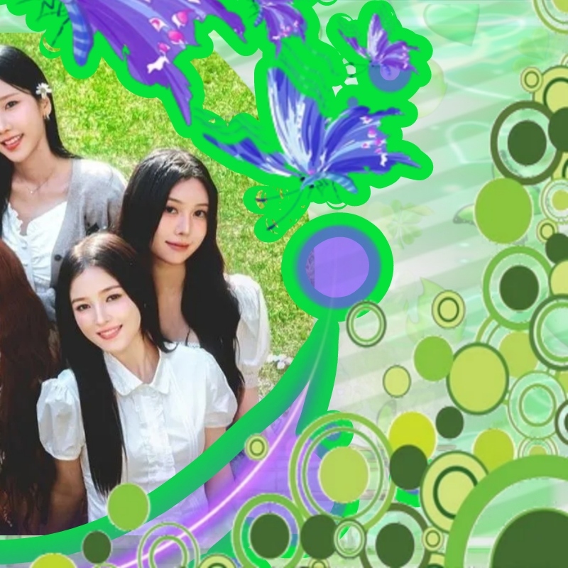 A moment captured by MOMOLAND's fan
