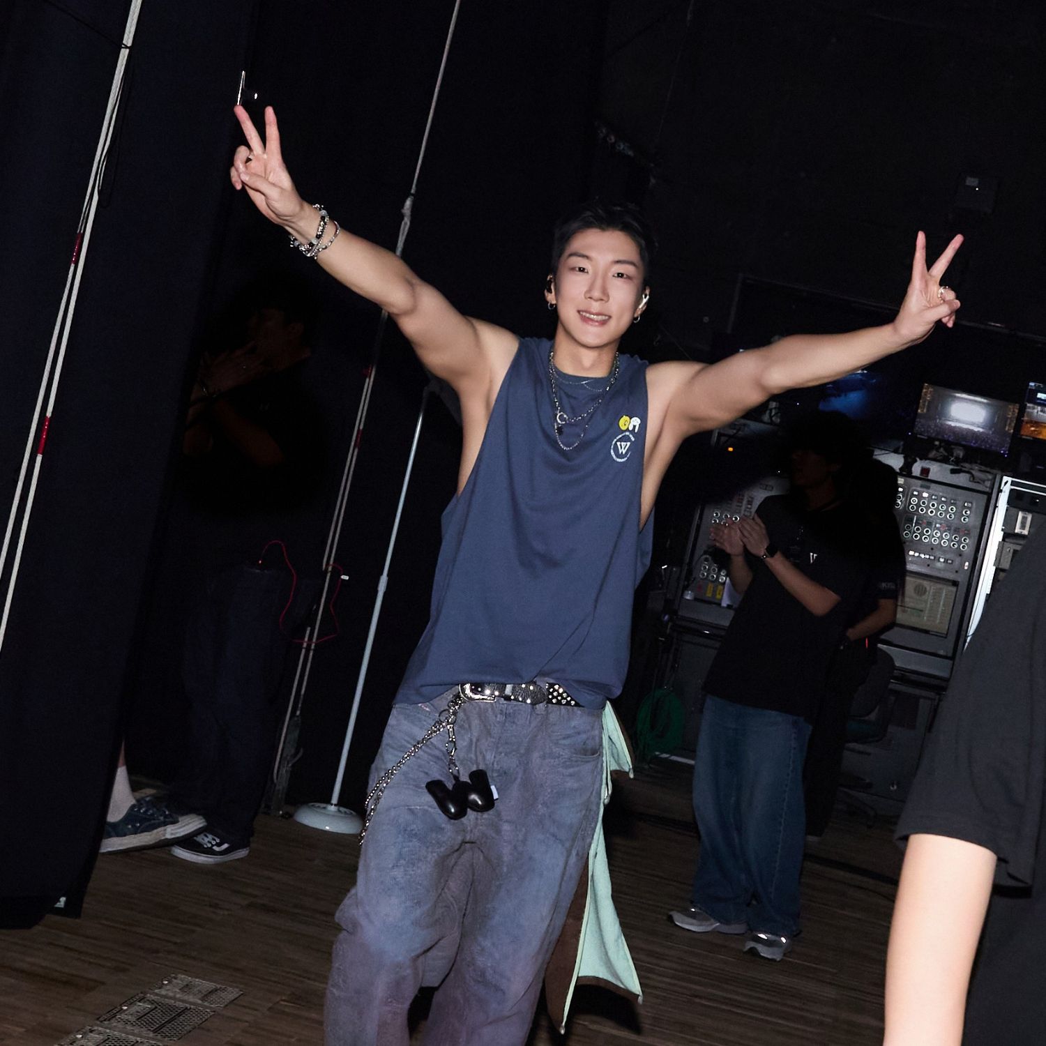 Behind-the-scenes cut of Seunghoon (WINNER)
