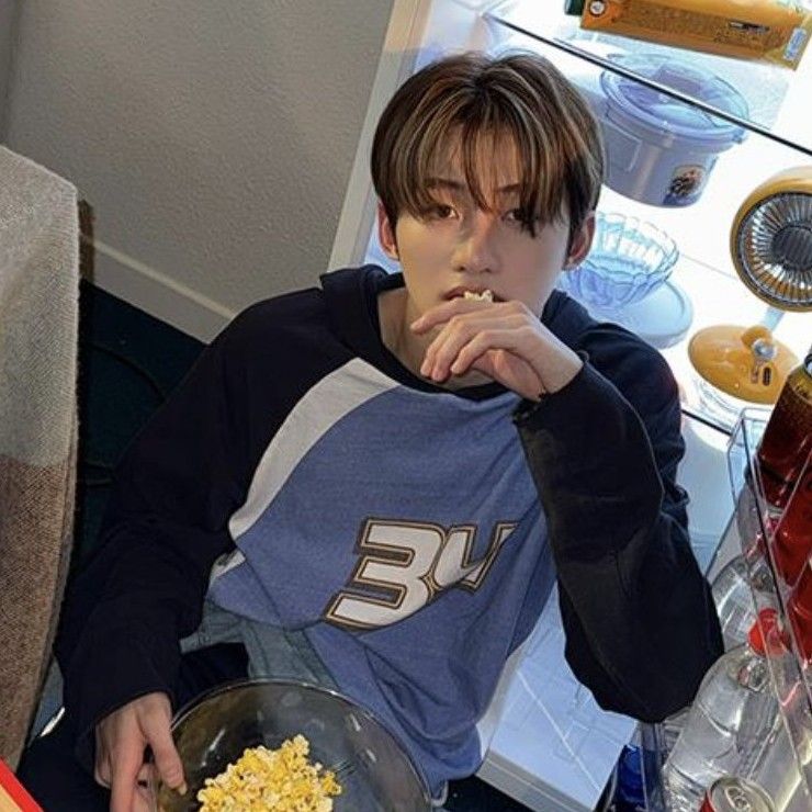 Recent activity shot of Jihoon (TWS)