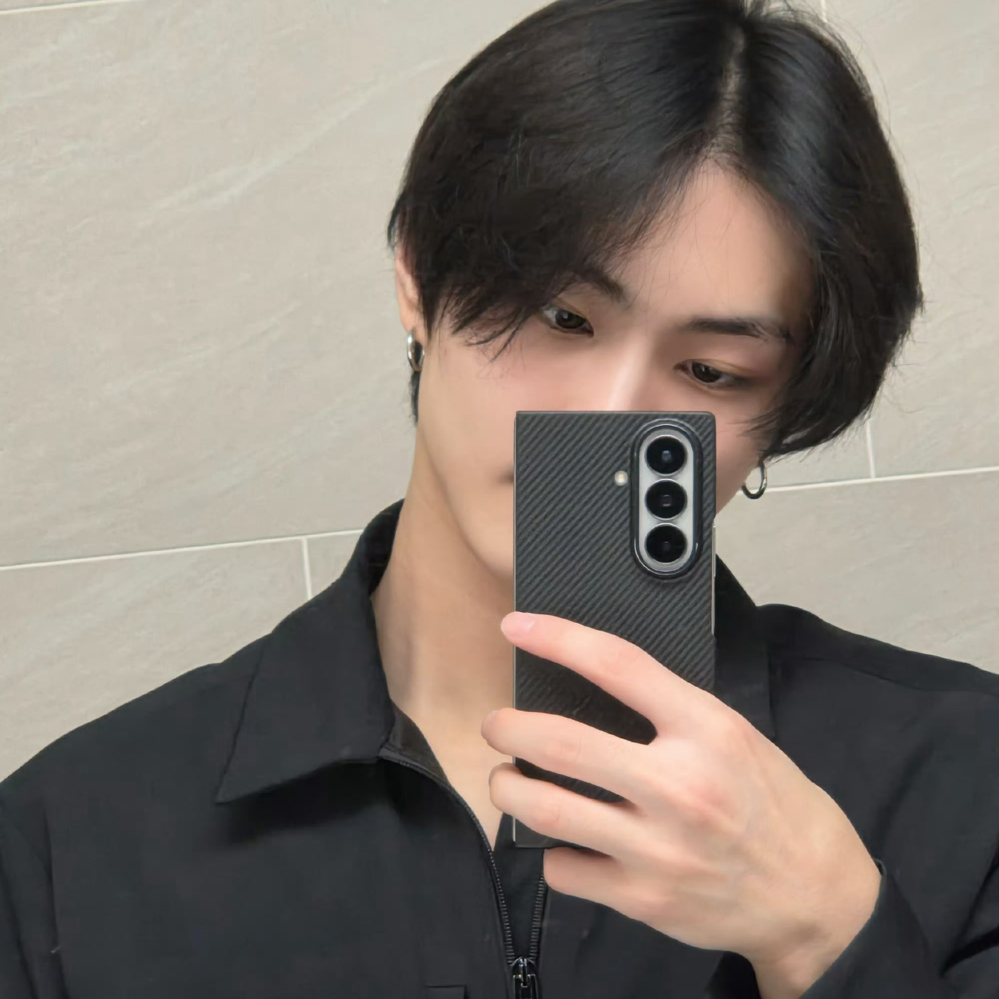 Latest photo of Jungwon (ENHYPEN)